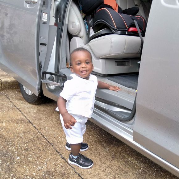 Meet your Posher, Njei godwith us - Picture 1 of 1